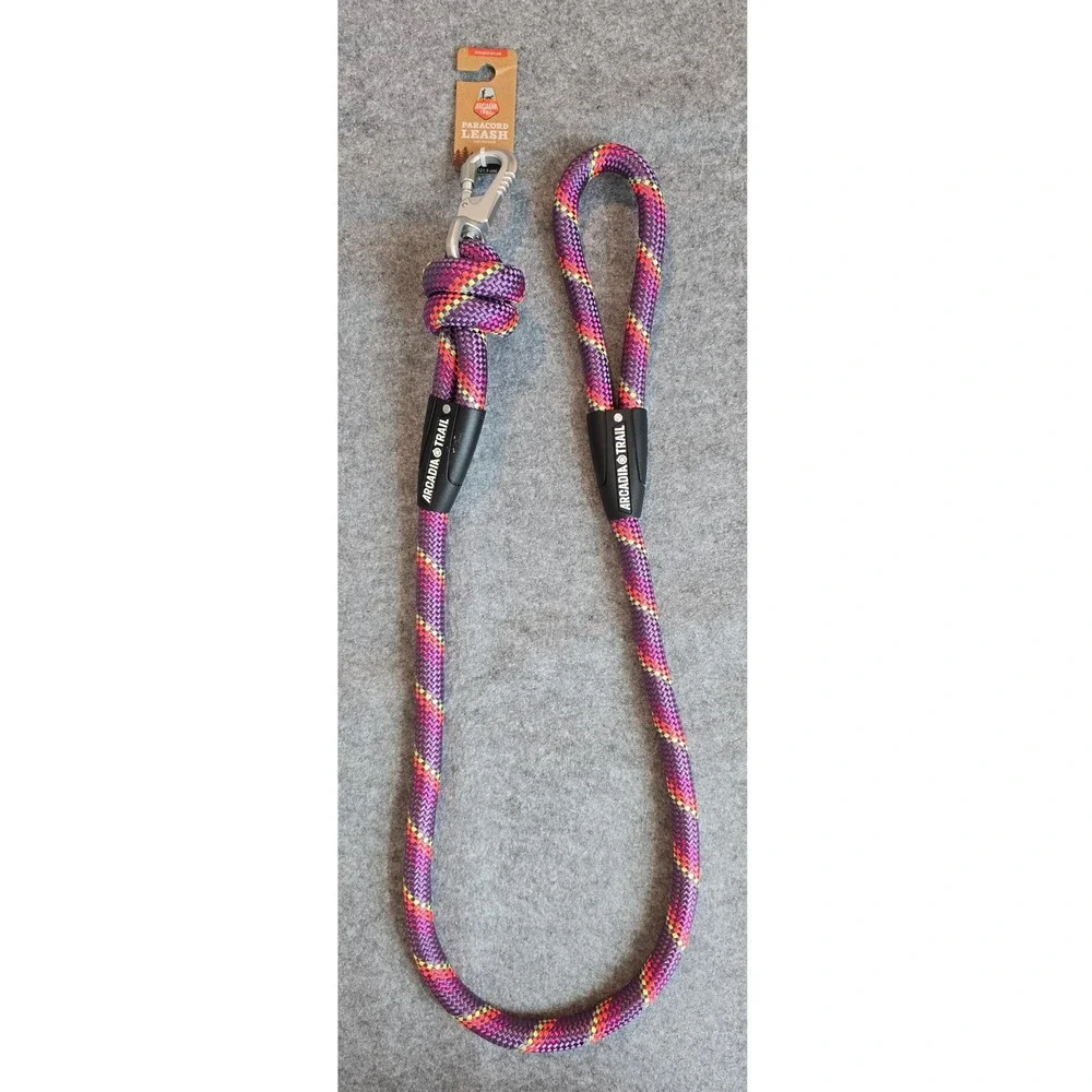 NWT Arcadia Trail Paracord Dog Rope Nylon Leash 4 feet Purple, Carabiner Clip